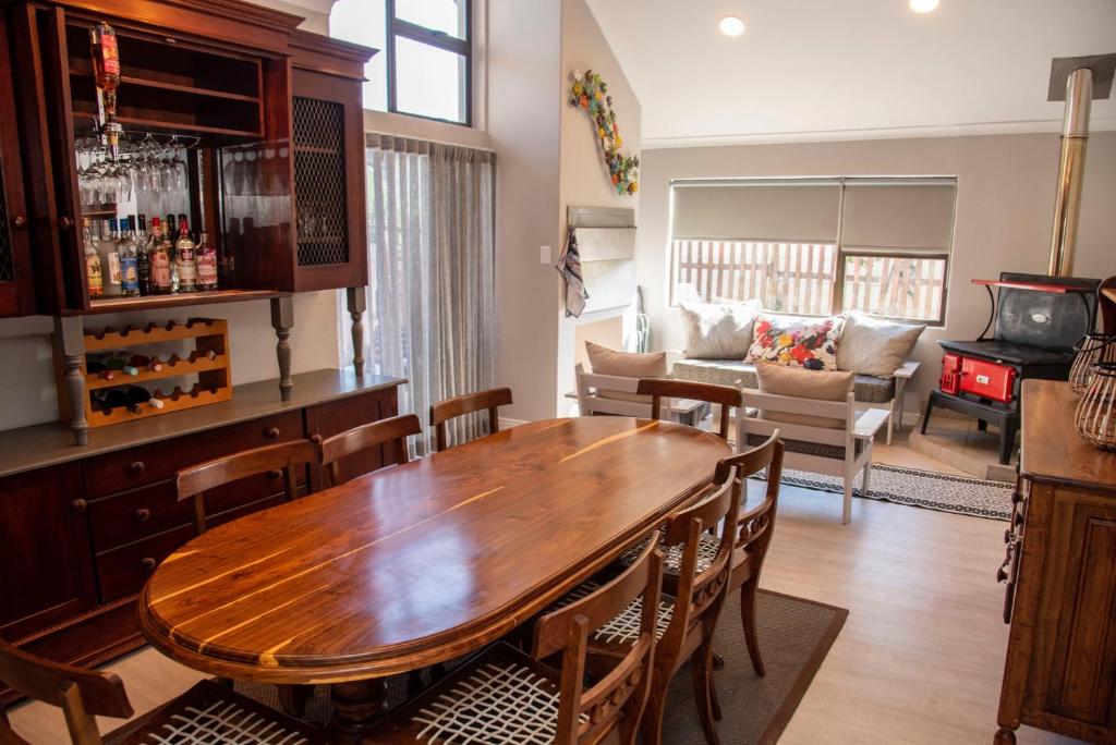 The Coral on Sedgefield by Top Destinations Rentals - Image 36