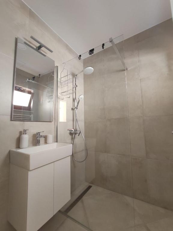 Kúpeľňa v ubytovaní Studio apartman Ankica u starom dijelu grada