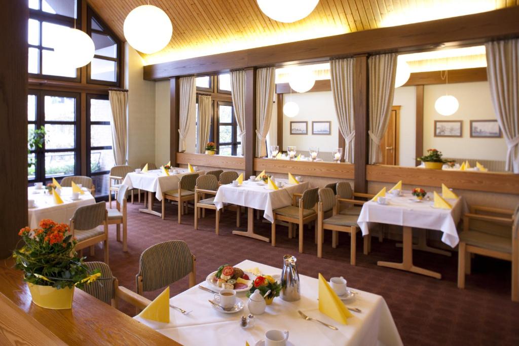 Restaurace v ubytování Leine Hotel