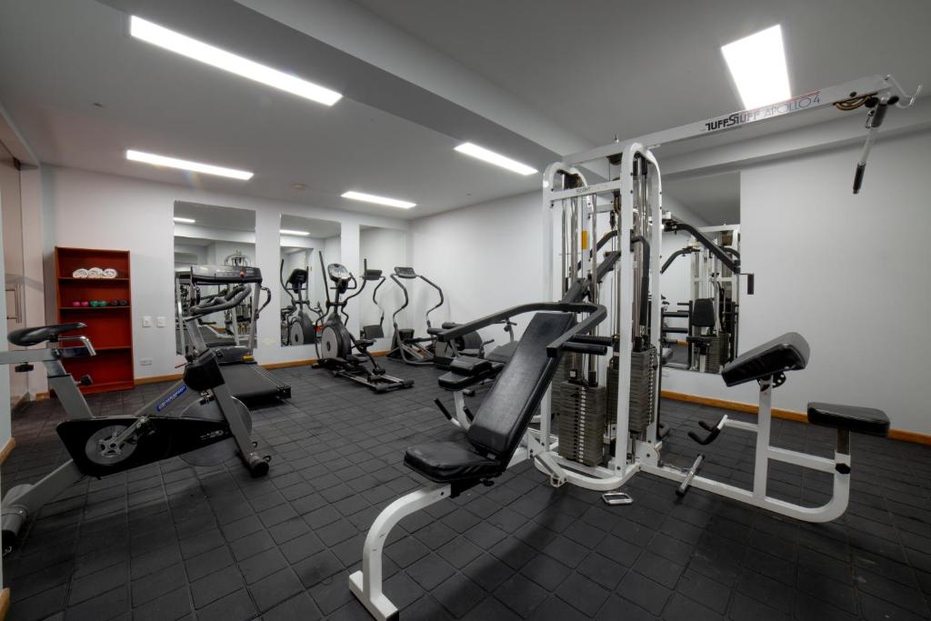 Fitness centrum a/nebo fitness zařízení v ubytování Hotel Portón Bogota