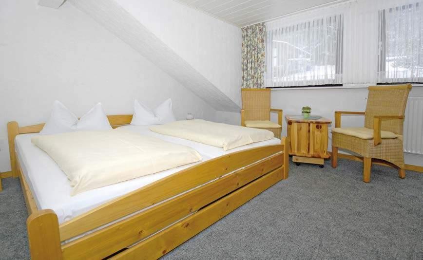 Pension "Dorfkrug" - 9