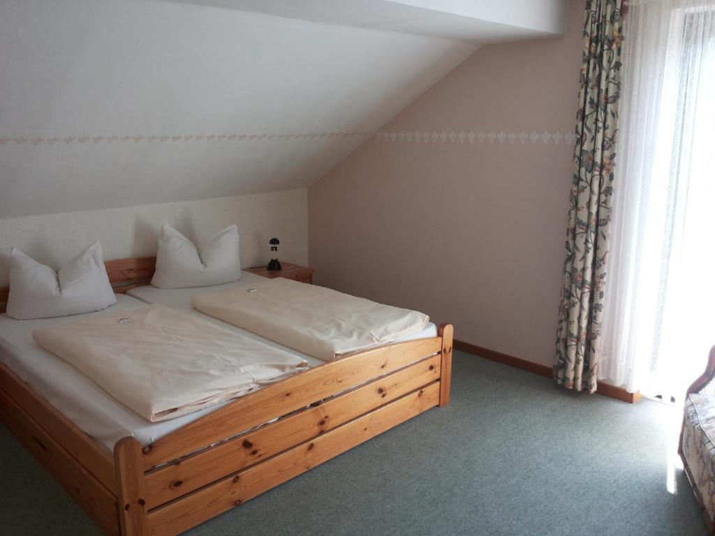 Pension "Dorfkrug" - 10