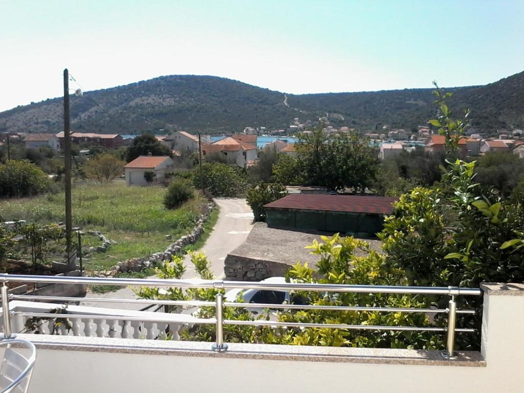 Výhľad na hory alebo výhľad na hory priamo z apartmánu