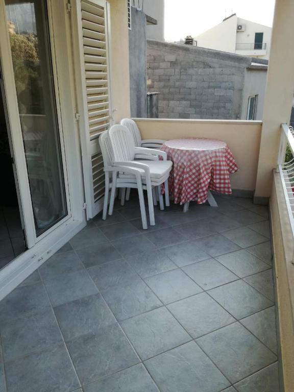 Fotografia z galérie ubytovania Apartments with a parking space Podgora, Makarska - 12306 v Podgore