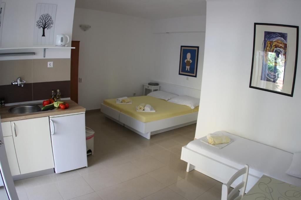 Fotografia z galérie ubytovania Apartments with a parking space Hvar - 12353 v destinácii Hvar