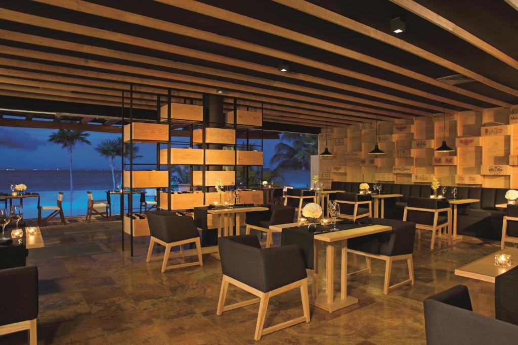Foto da galeria de Zoetry Villa Rolandi Isla Mujeres Cancun - All Inclusive em Isla Mujeres