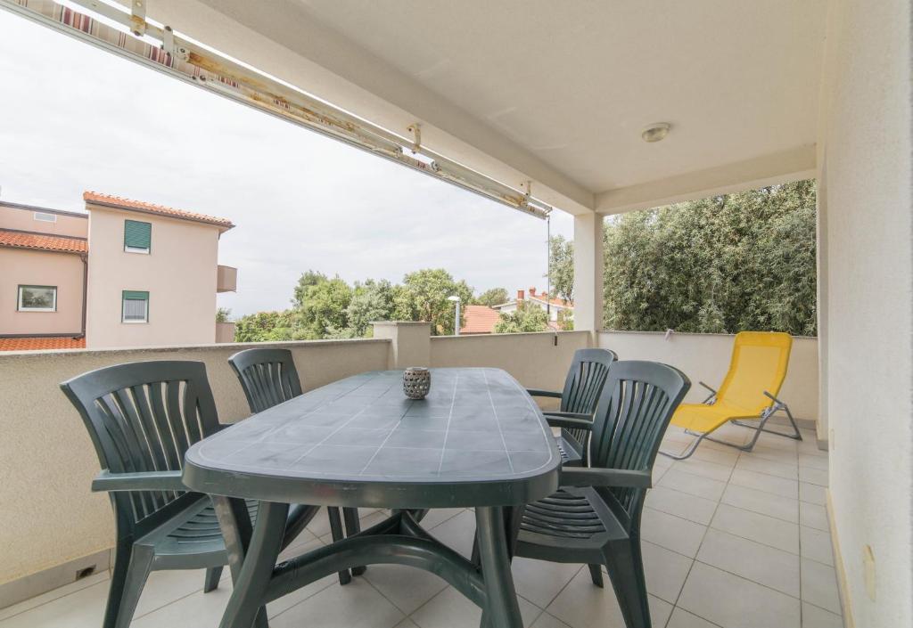 Fotografie z fotogalerie ubytování Apartments with a parking space Mandre, Pag - 12722 v destinaci Kolan