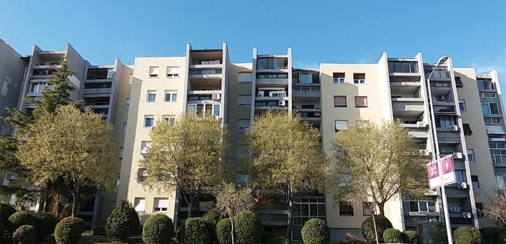 Apartments with WiFi Split - 12724