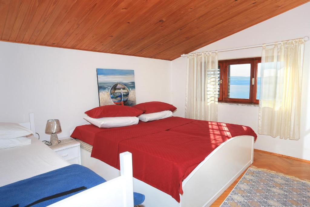Fotografie z fotogalerie ubytování Apartments by the sea Stanici, Omis - 12723 v Omiši