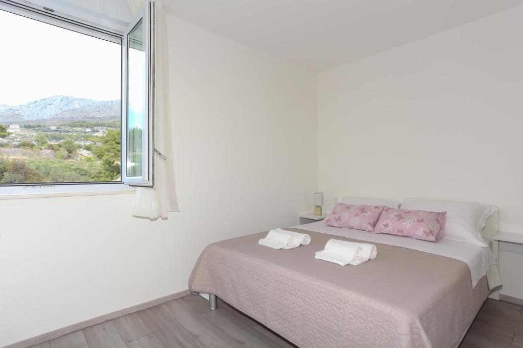 Fotografia z galérie ubytovania Apartments with a parking space Podstrana, Split - 12837 v destinácii Podstrana