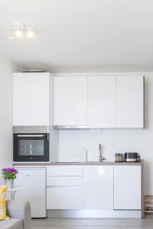 Fotografie z fotogalerie ubytování Apartments with WiFi Split - 12843 ve Splitu