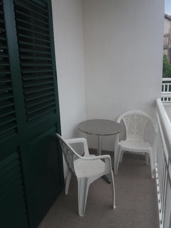 Balkón alebo terasa v ubytovaní Apartments and rooms by the sea Sucuraj, Hvar - 12887