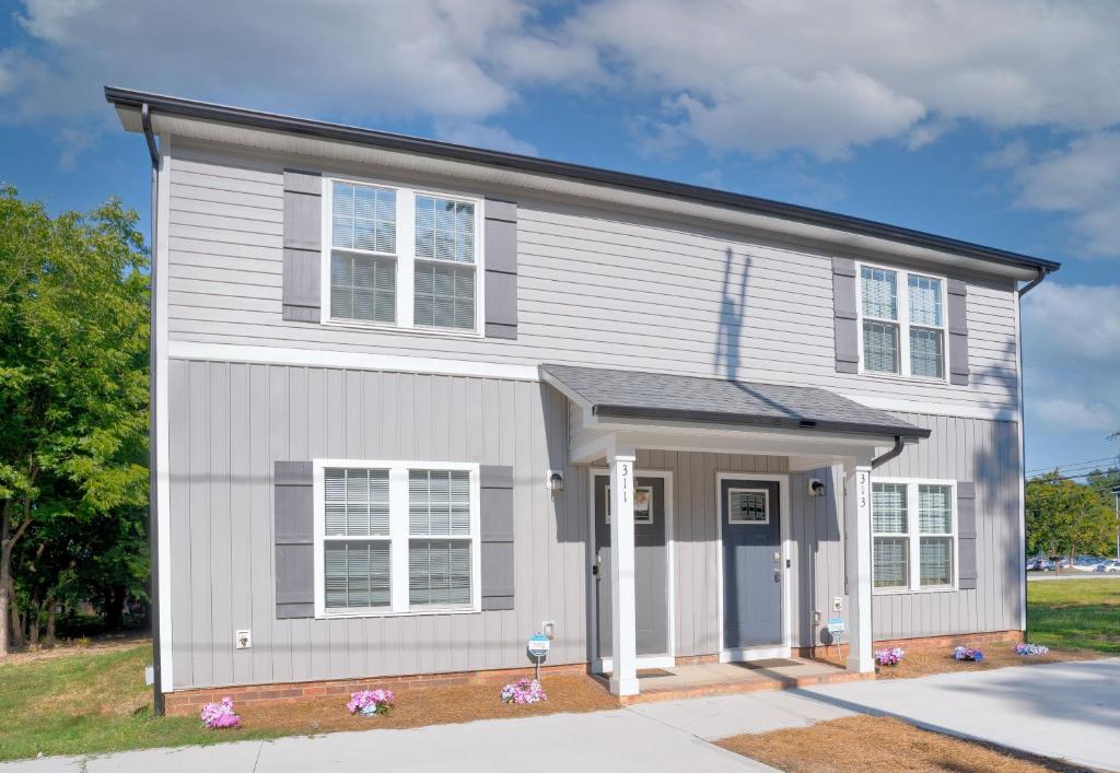 Kannapolis Excellent Sleep Experience - Pet Friendly - Casa De Tres Dormitorios