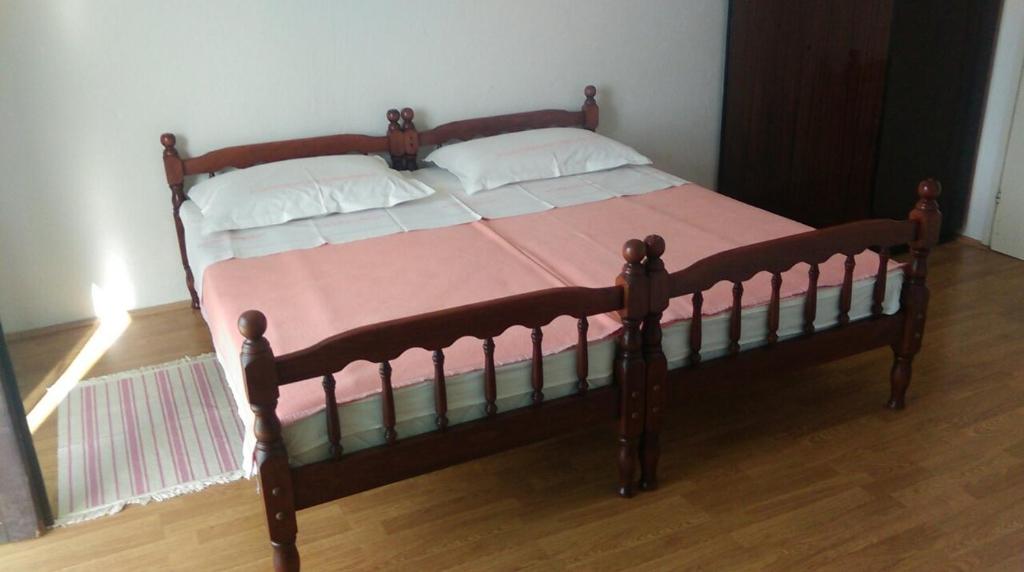 Fotografia z galérie ubytovania Apartments with a parking space Orebic, Peljesac - 13210 v destinácii Orebić