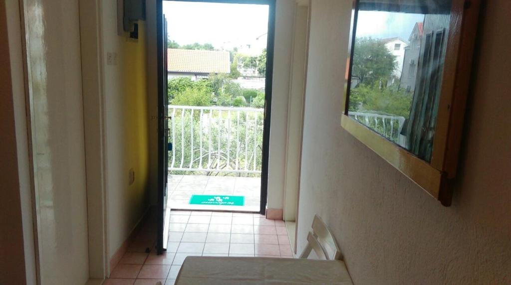 Fotografia z galérie ubytovania Apartments with a parking space Orebic, Peljesac - 13210 v destinácii Orebić