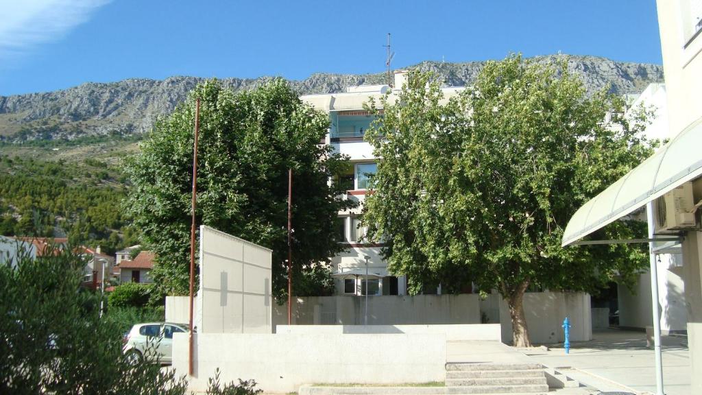 Nespecifikovaný výhled na hory nebo výhled na hory při pohledu z apartmánu