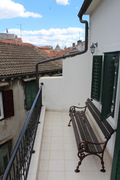 Balkón nebo terasa v ubytování Apartments by the sea Sibenik - 13283
