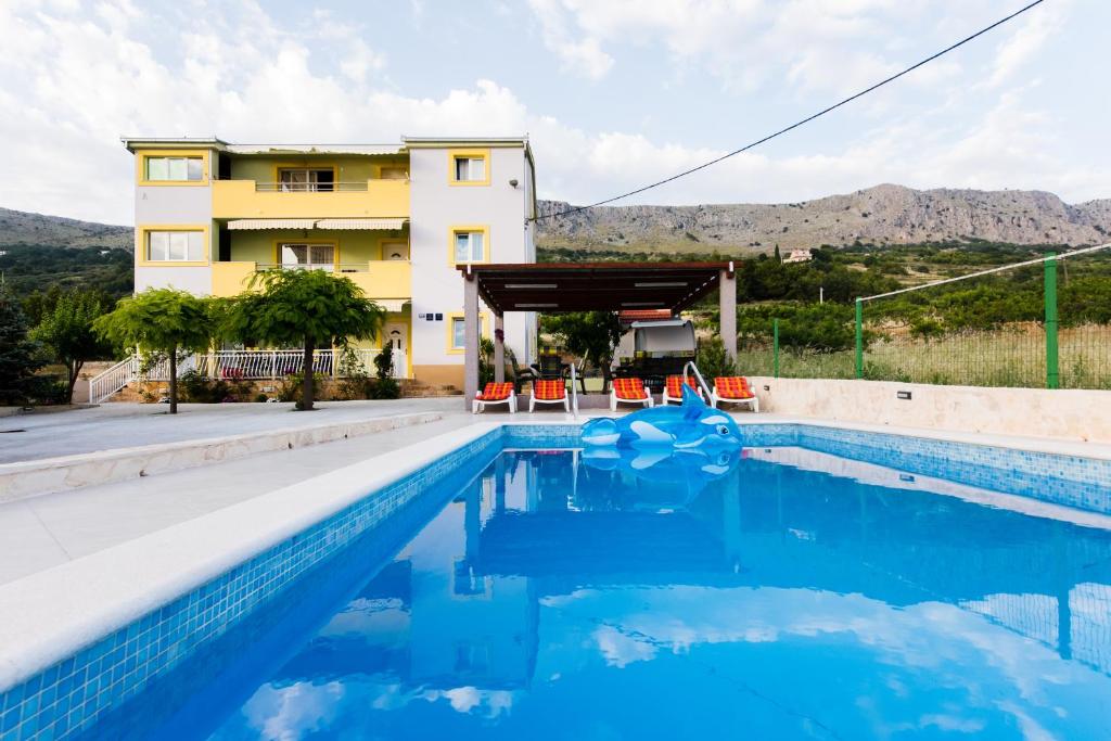 Apartments with swimming pool Podstrana, Split - 13393