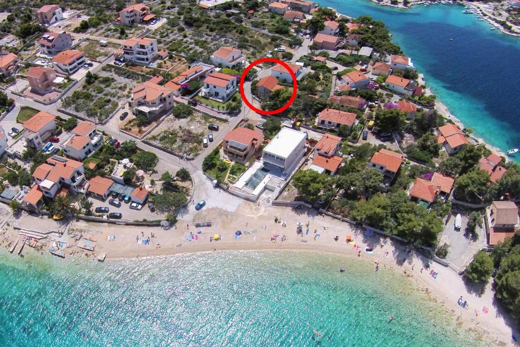 Fotografie z fotogalerie ubytování Apartments by the sea Razanj, Rogoznica - 13404 v Rogoznici
