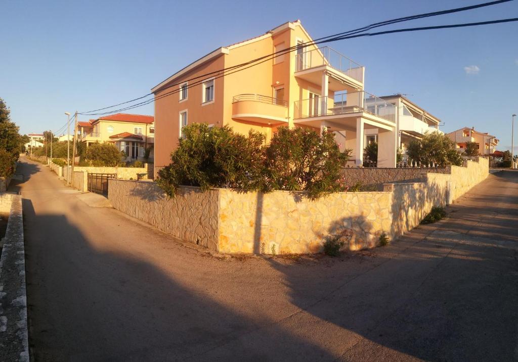 Fotografie z fotogalerie ubytování Apartments by the sea Razanj, Rogoznica - 13507 v Rogoznici