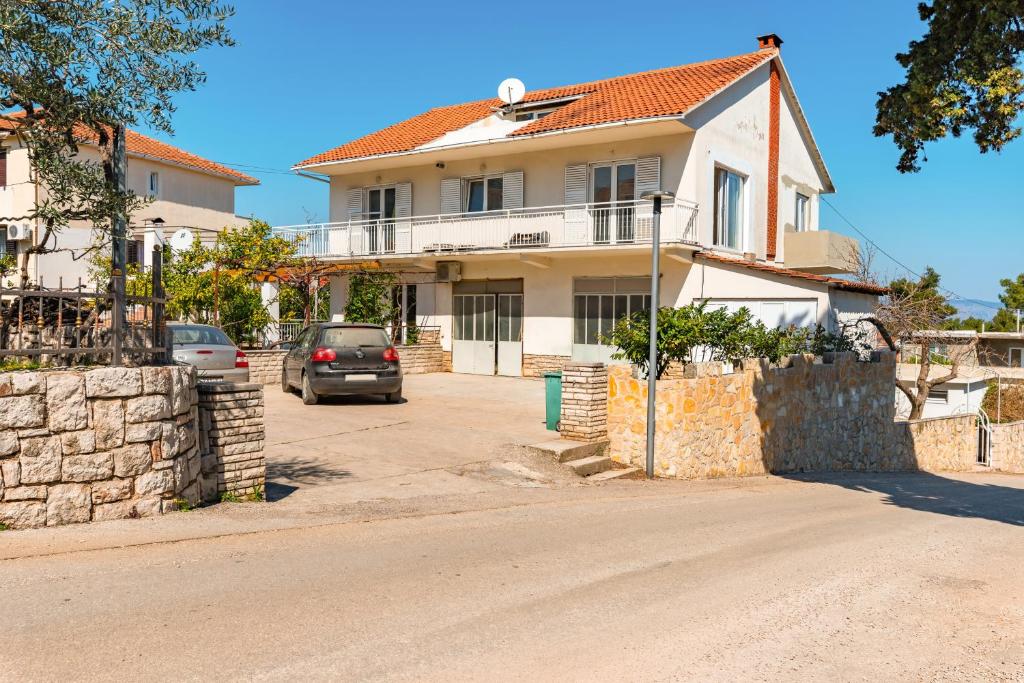 Budova, v ktorej sa apartmán nachádza