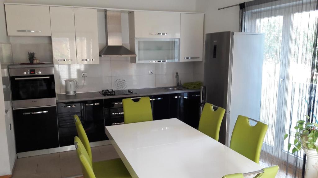 Fotografia z galérie ubytovania Apartments with a parking space Zadar - 13557 v destinácii Zadar