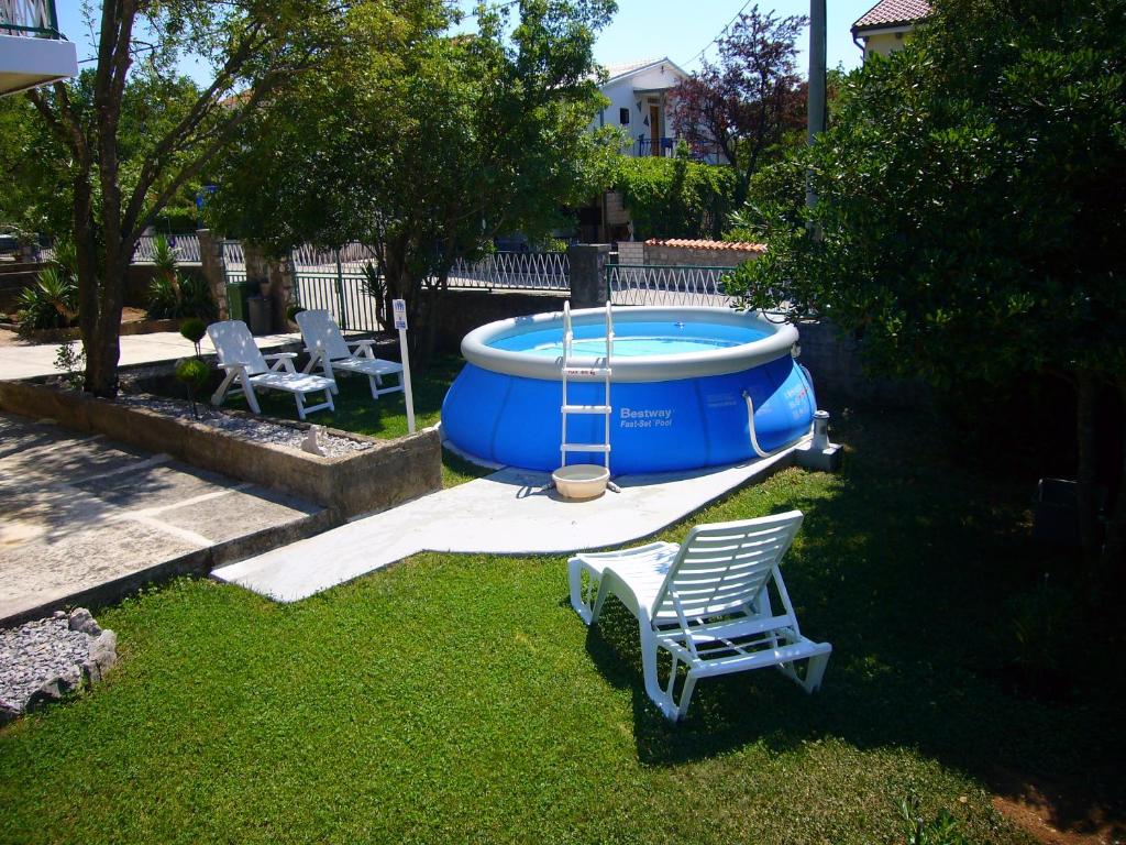 Fotografie z fotogalerie ubytování Family friendly apartments with a swimming pool Jadranovo, Crikvenica - 13593 v destinaci Jadranovo