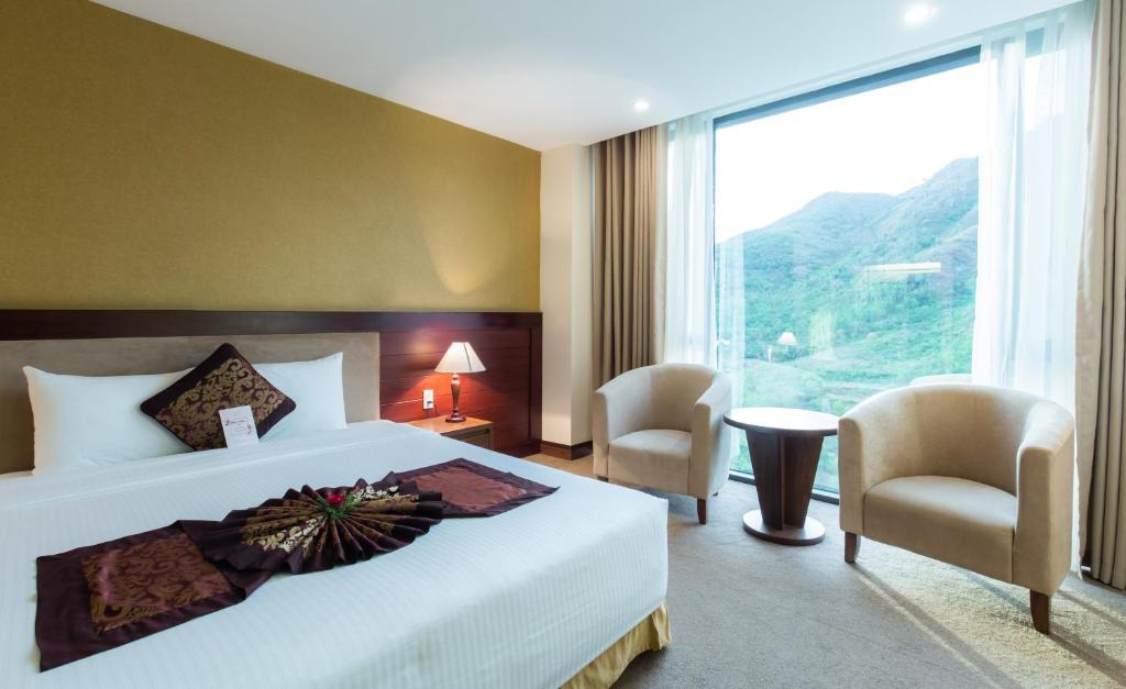 Phòng Deluxe Giường Đôi