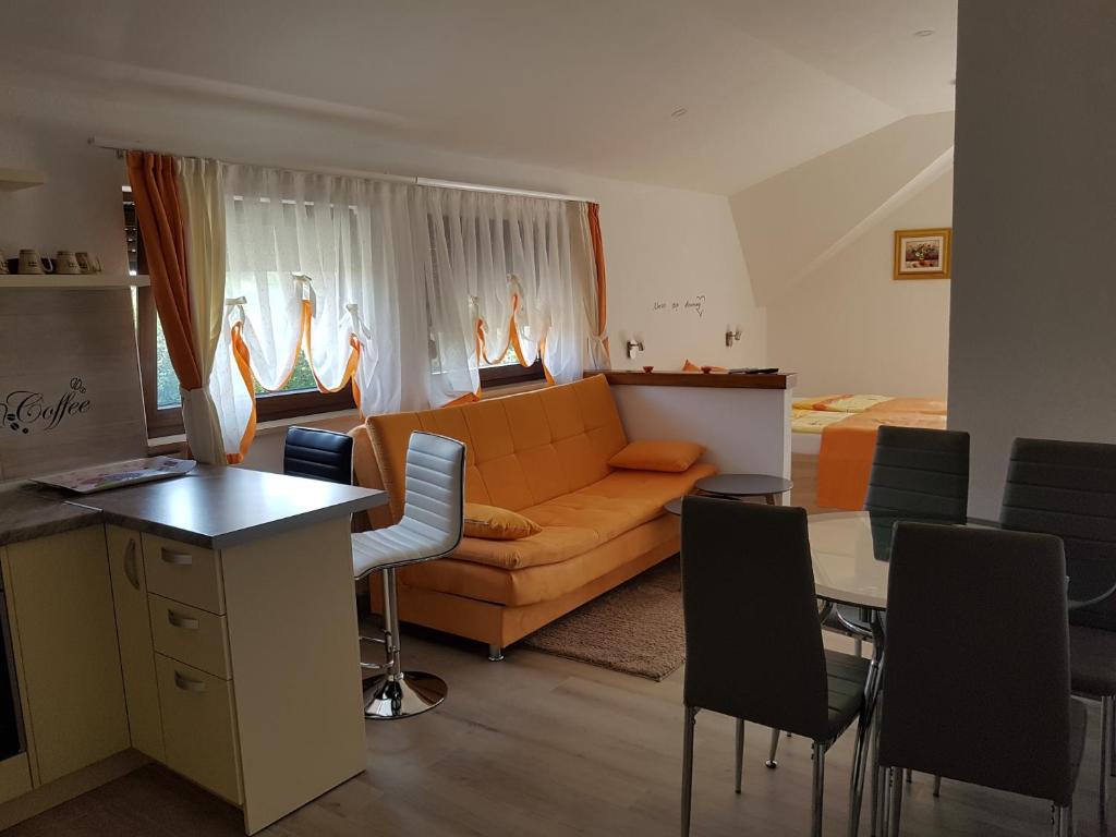 Fotografie z fotogalerie ubytování Apartments and rooms with parking space Seliste Dreznicko, Plitvice - 14671 v destinaci Rakovica