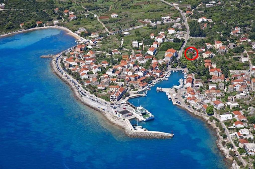 Fotografie z fotogalerie ubytování Apartments by the sea Sucuraj, Hvar - 14736 v destinaci Sućuraj
