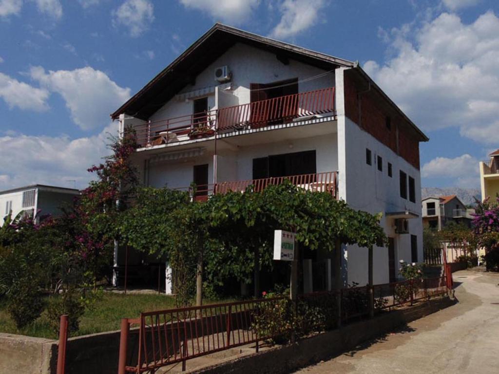 Fotografie z fotogalerie ubytování Apartments by the sea Sucuraj, Hvar - 14736 v destinaci Sućuraj