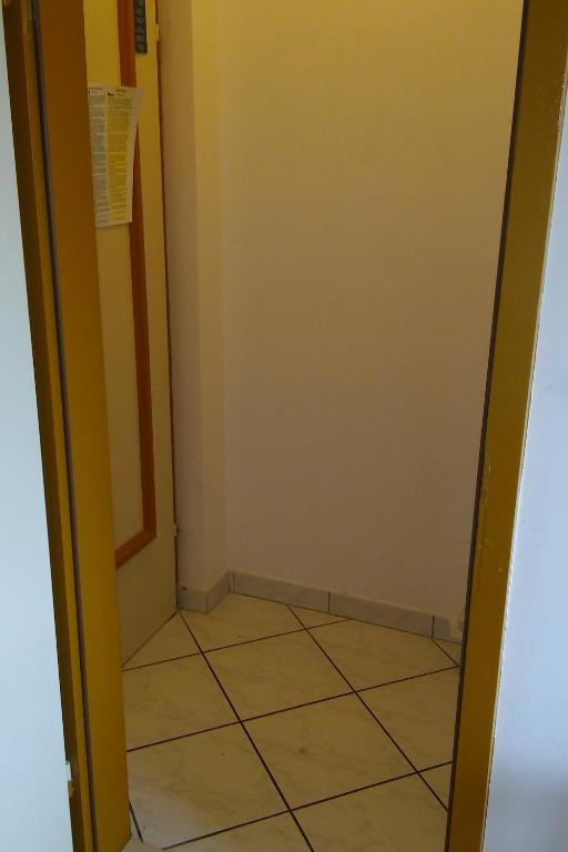 Fotografia z galérie ubytovania Apartments and rooms by the sea Stanici, Omis - 14782 v Omise