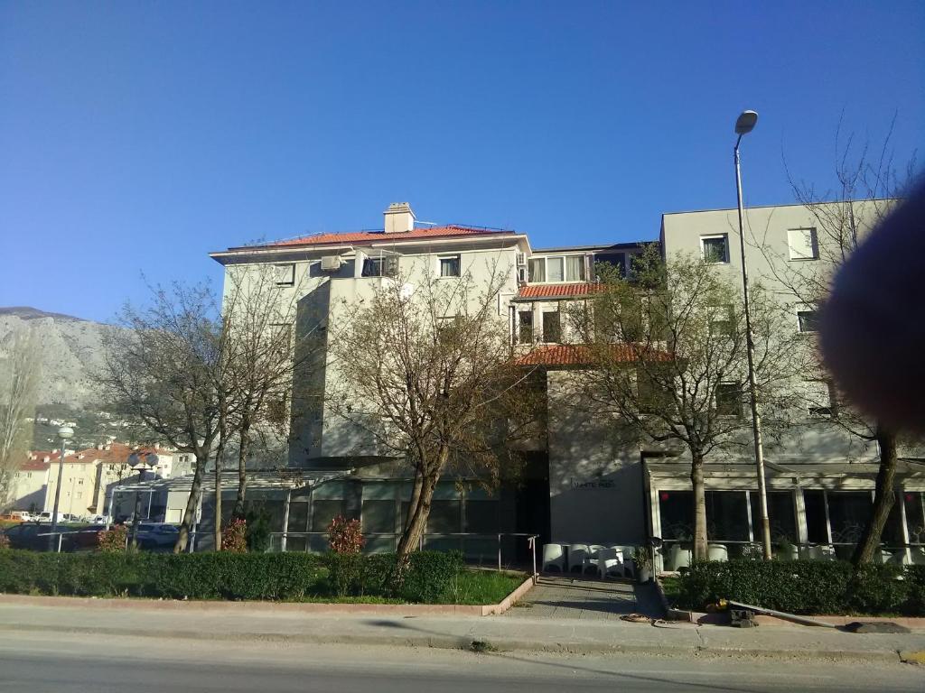 Fotografie z fotogalerie ubytování Apartments with WiFi Omis - 14824 v Omiši