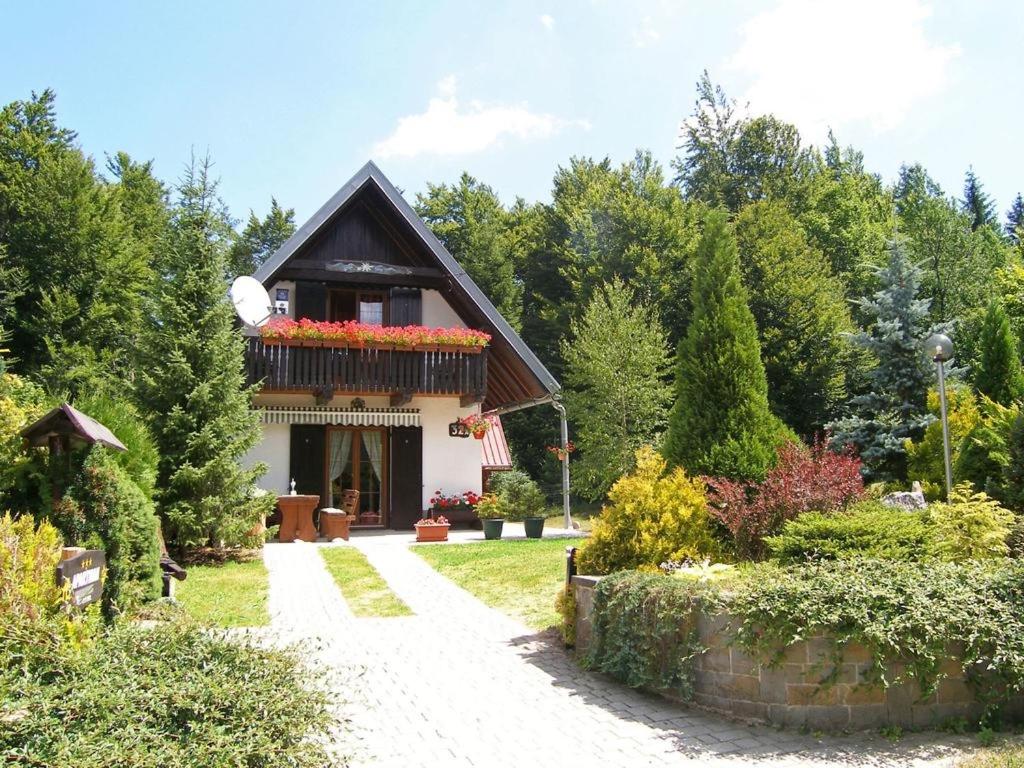 Fotografia z galérie ubytovania Holiday house with a parking space Crni Lug, Gorski kotar - 15058 v destinácii Crni Lug