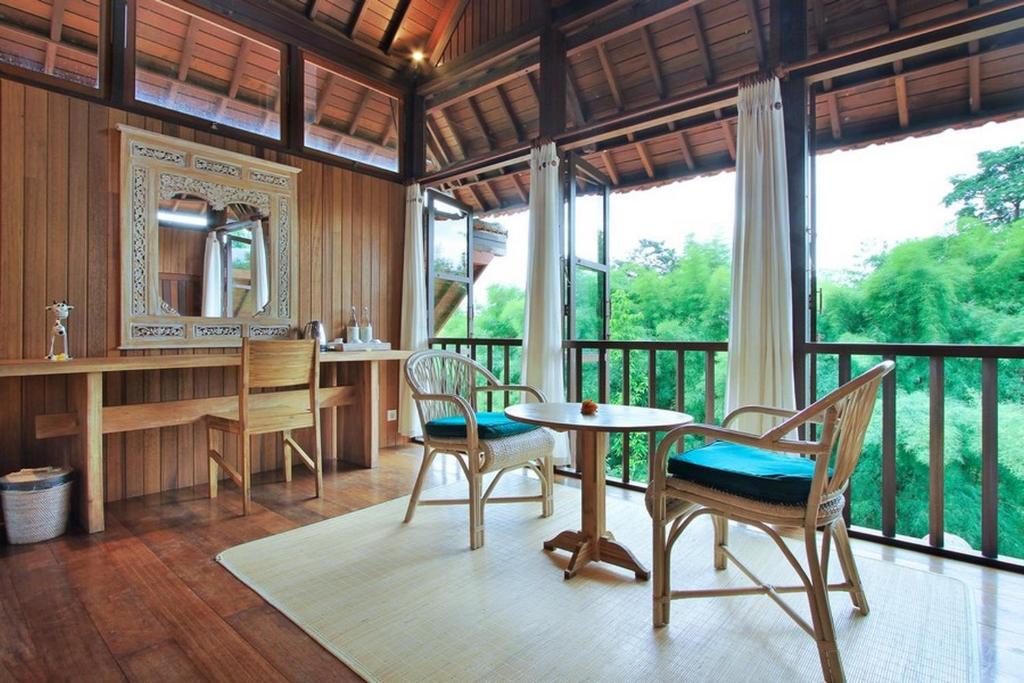 Balkón nebo terasa v ubytování Sarin Ubud Suites by Pramana Villas