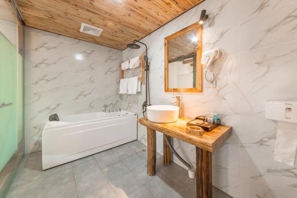 Koupelna v ubytování Swallow Nest Guesthouse