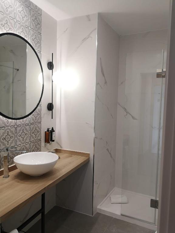 Petit Palace Marques Santa Ana - Resim 31