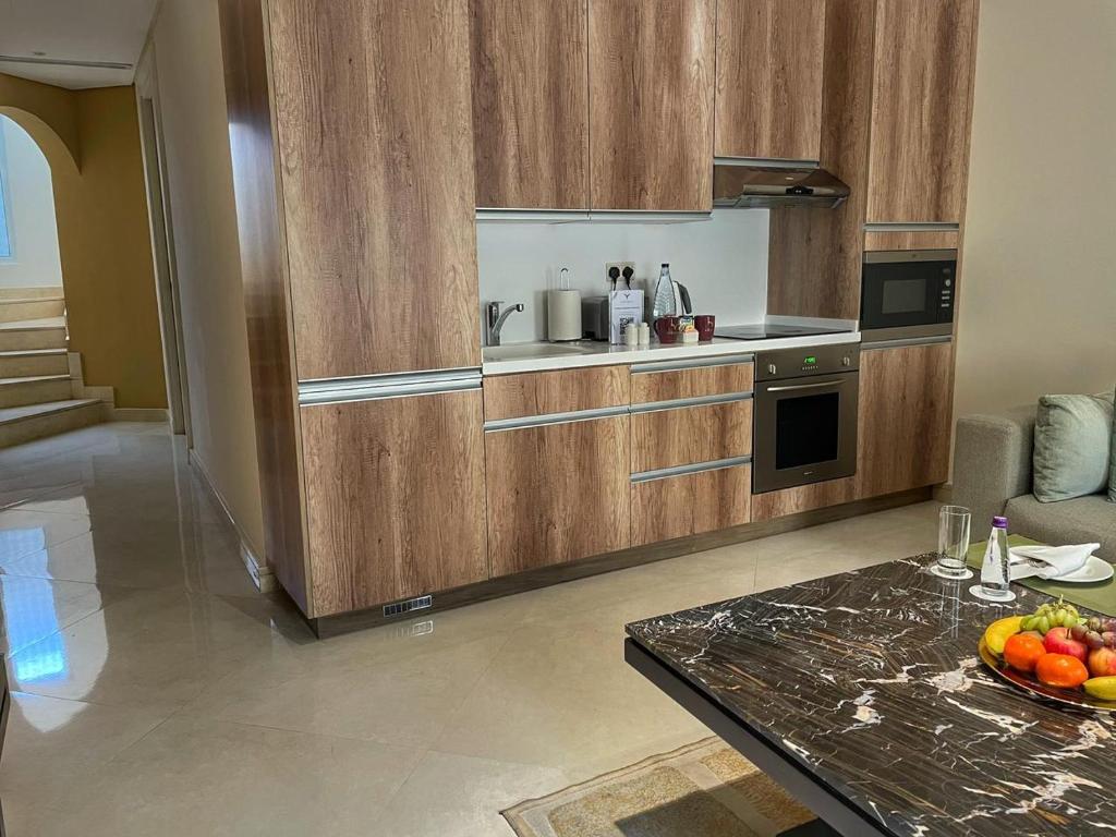 فيلا مفردة 4 BEDROOMS GRAND SEXTUPLE 3 FULL DOUBLE BEDS AND BED