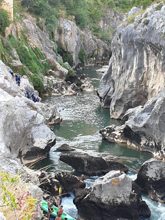 Un paisaje natural cerca de la casa vacacional