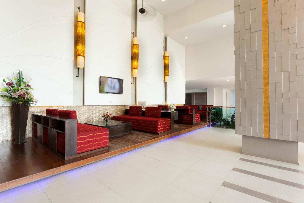 TV a/nebo společenská místnost v ubytování Andakira Hotel - SHA Extra Plus