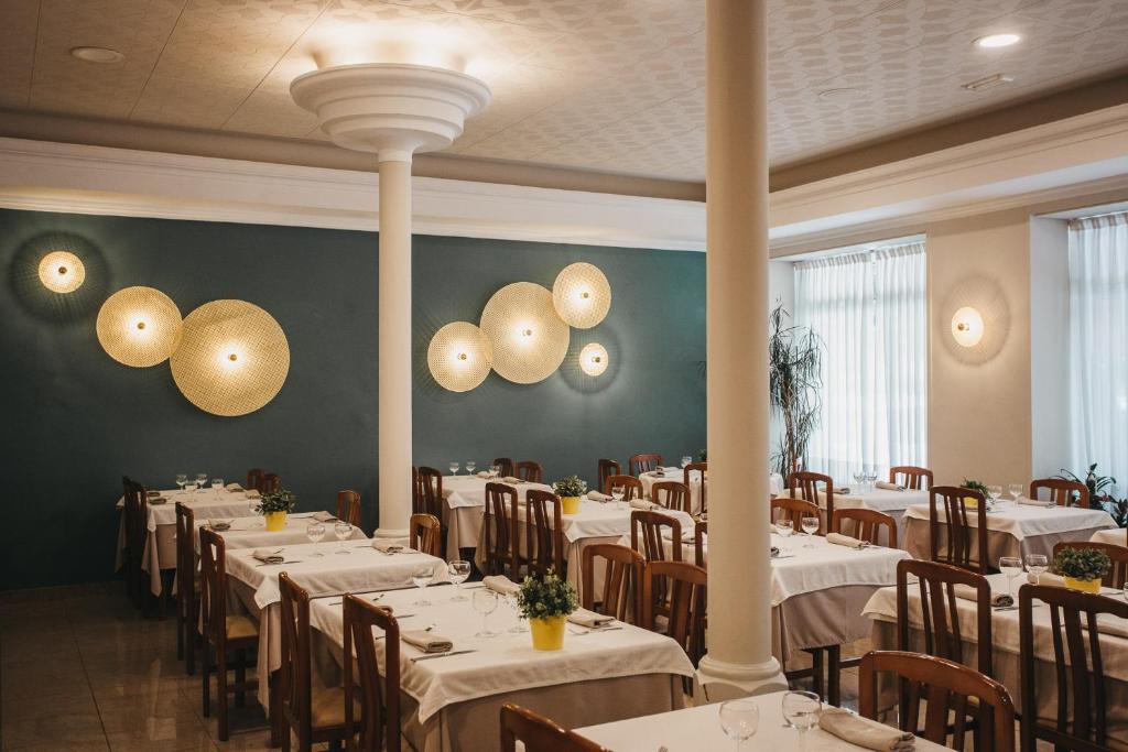 Restaurace v ubytování Hotel Catalunya Ribes de Freser