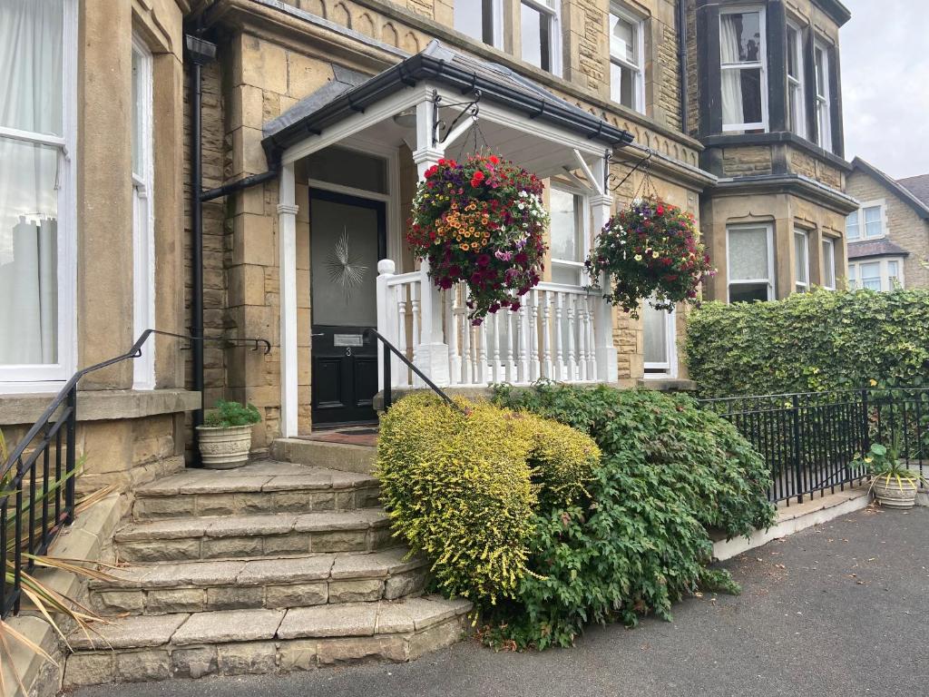 Spire View Apartment 4 67 Kings Road HarrogateHG1 5HJ, Harrogate