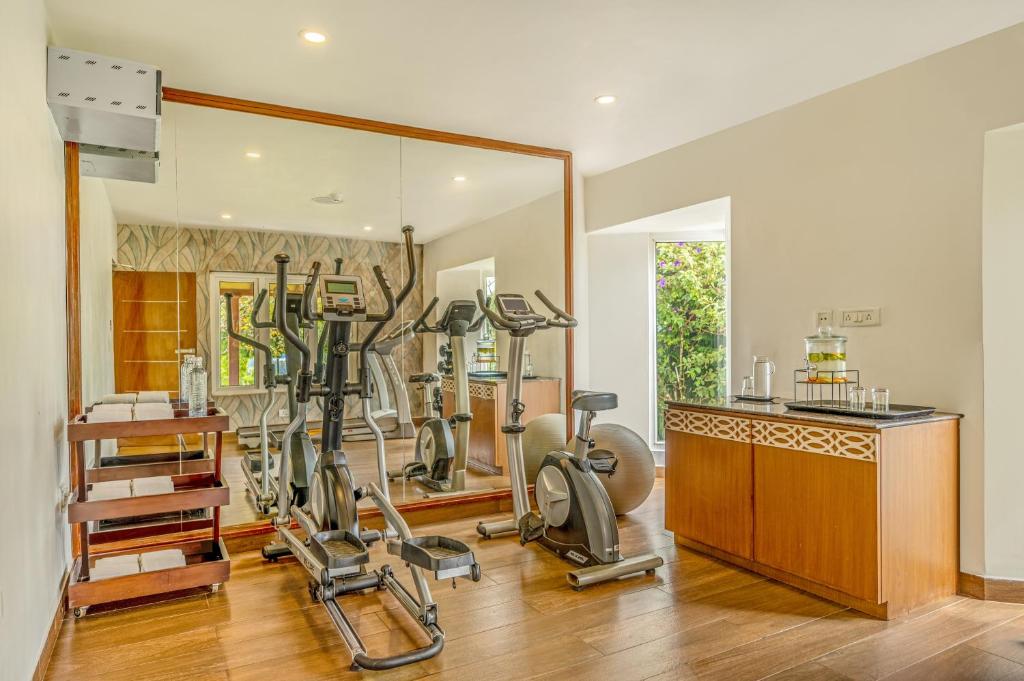 Fitness centrum a/nebo fitness zařízení v ubytování Sterling Ooty Elk Hill