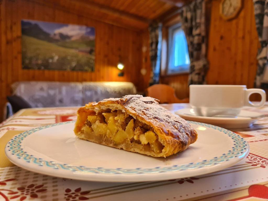 Jídlo v aparthotelu nebo okolí