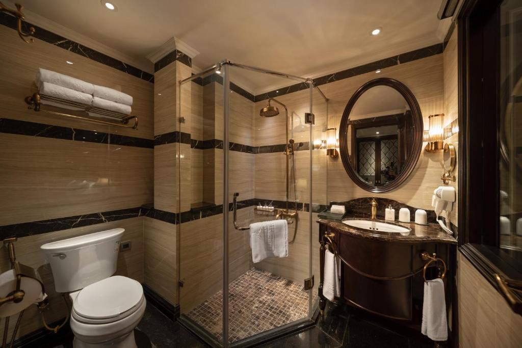 Phòng Giường Đôi Deluxe Có Cửa Sổ Bên Trong