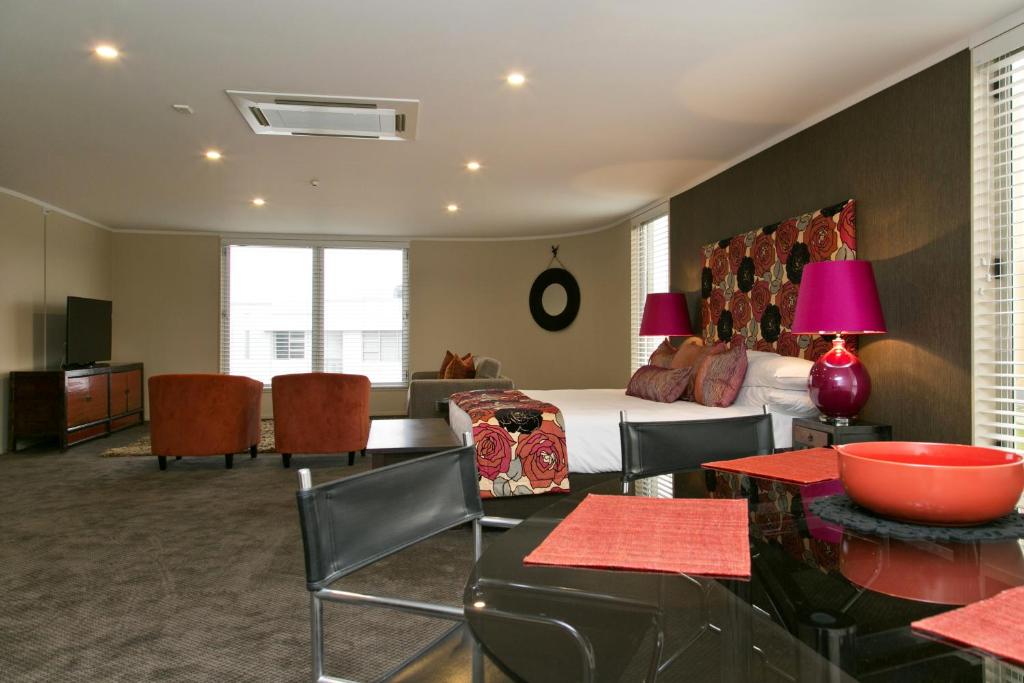 The Cove- On The Lake - Resim 33