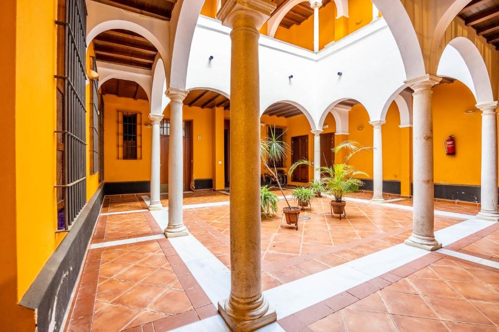 Palacios Malaver, Seville – Updated 2023 Prices