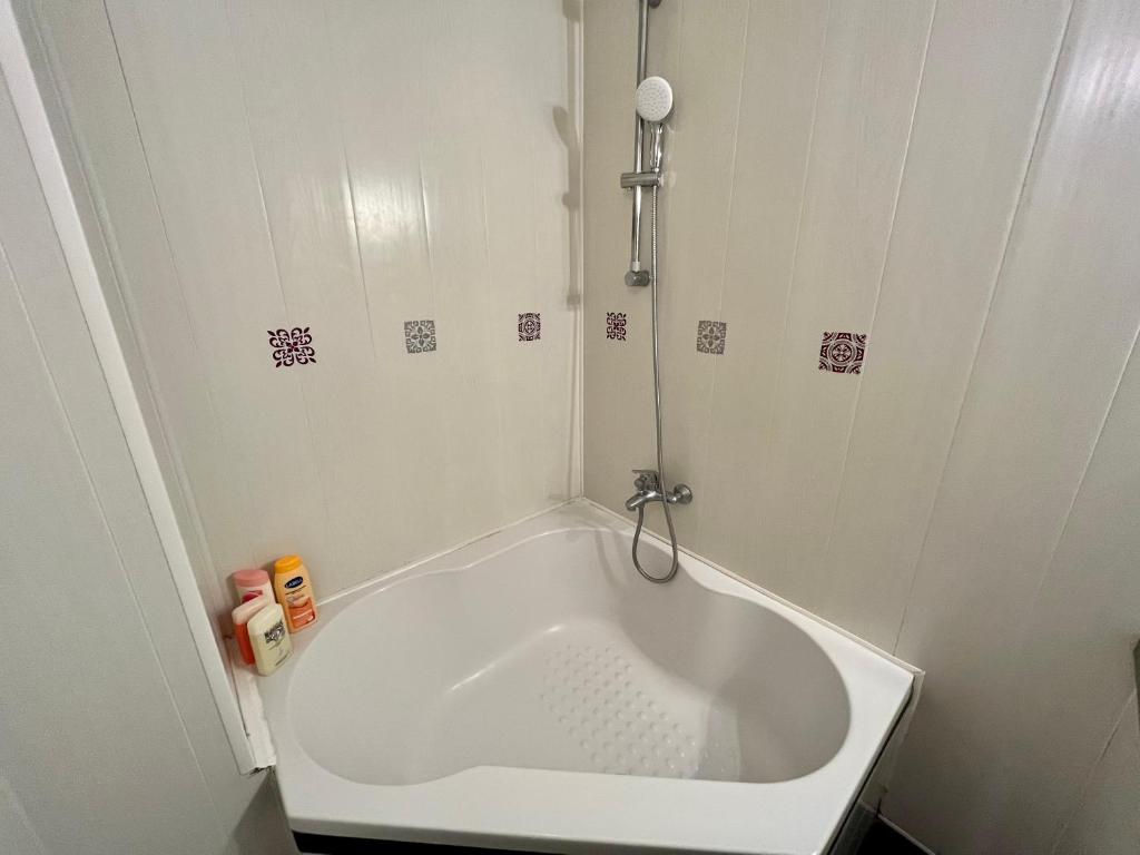 Kúpeľňa v ubytovaní Appartement 2 chambres - lits king size - wifi - baignoire