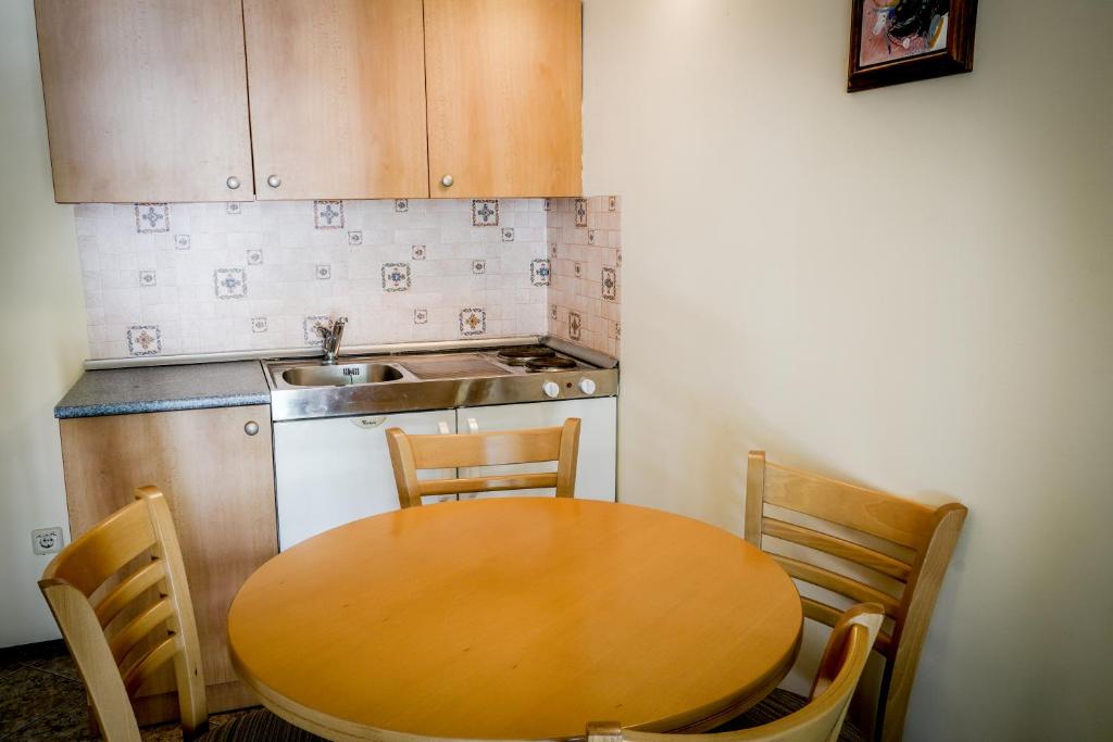 Two-Bedroom House with Free Aquapark Access