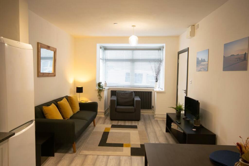 Fotografie z fotogalerie ubytování Luxe Living City Apartment - Beach, WIFI, Parking v destinaci Swansea